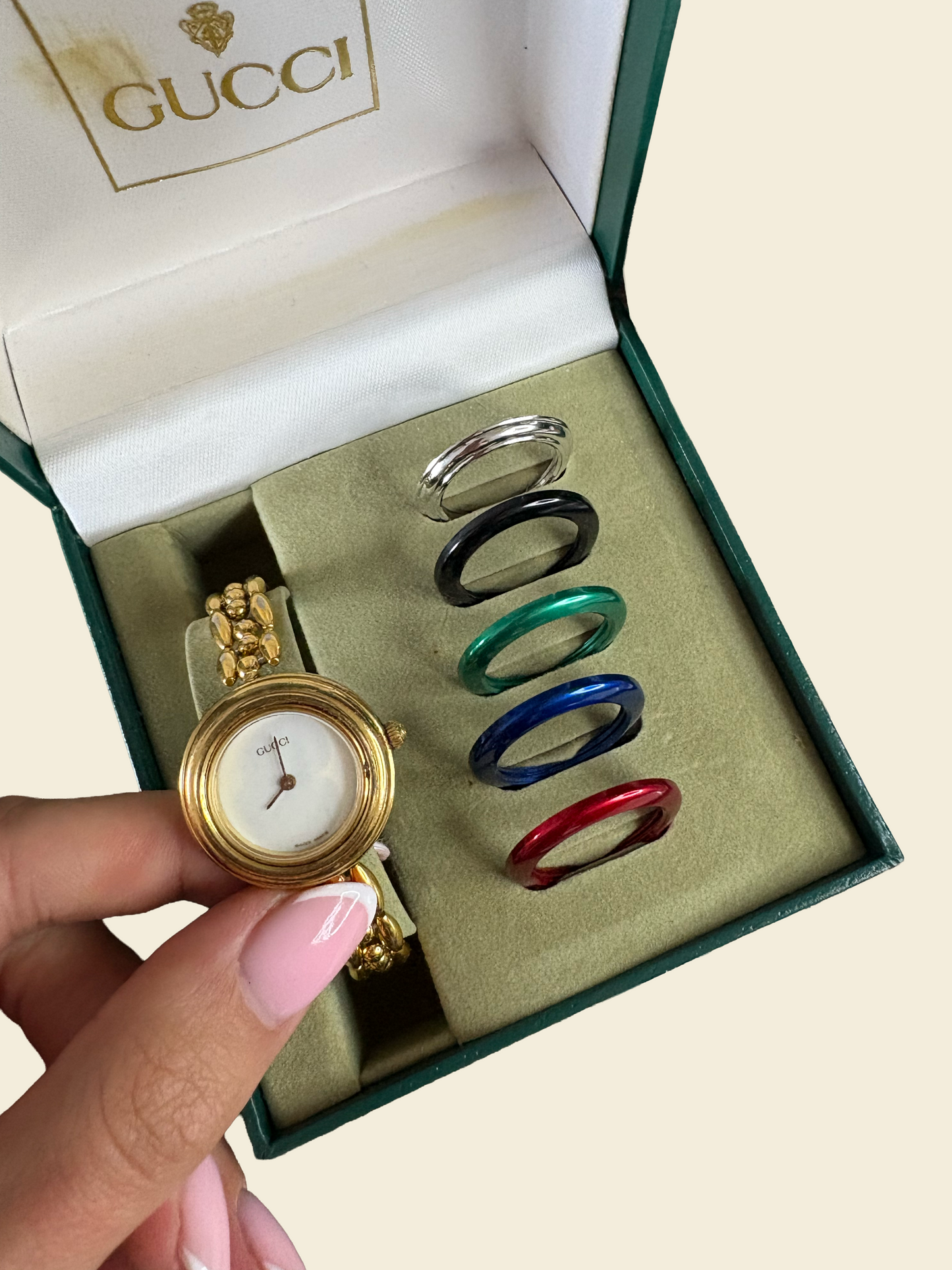 Gucci Inter Changeable Bezel Watch 11/12.2