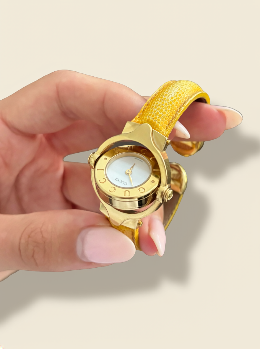 Gucci 6600L Flip Face Watch