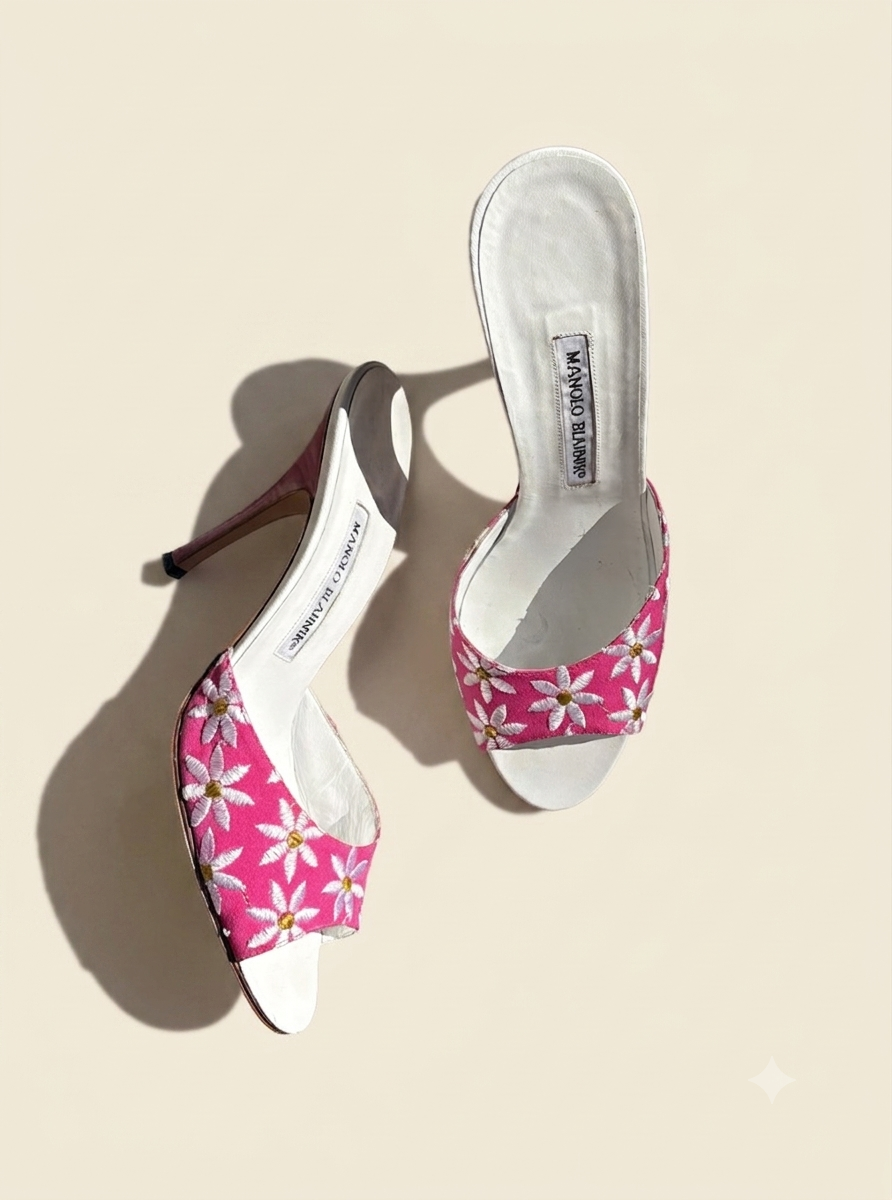 Vintage Manolo Blahnik Pink Embroidered Daisy Mules