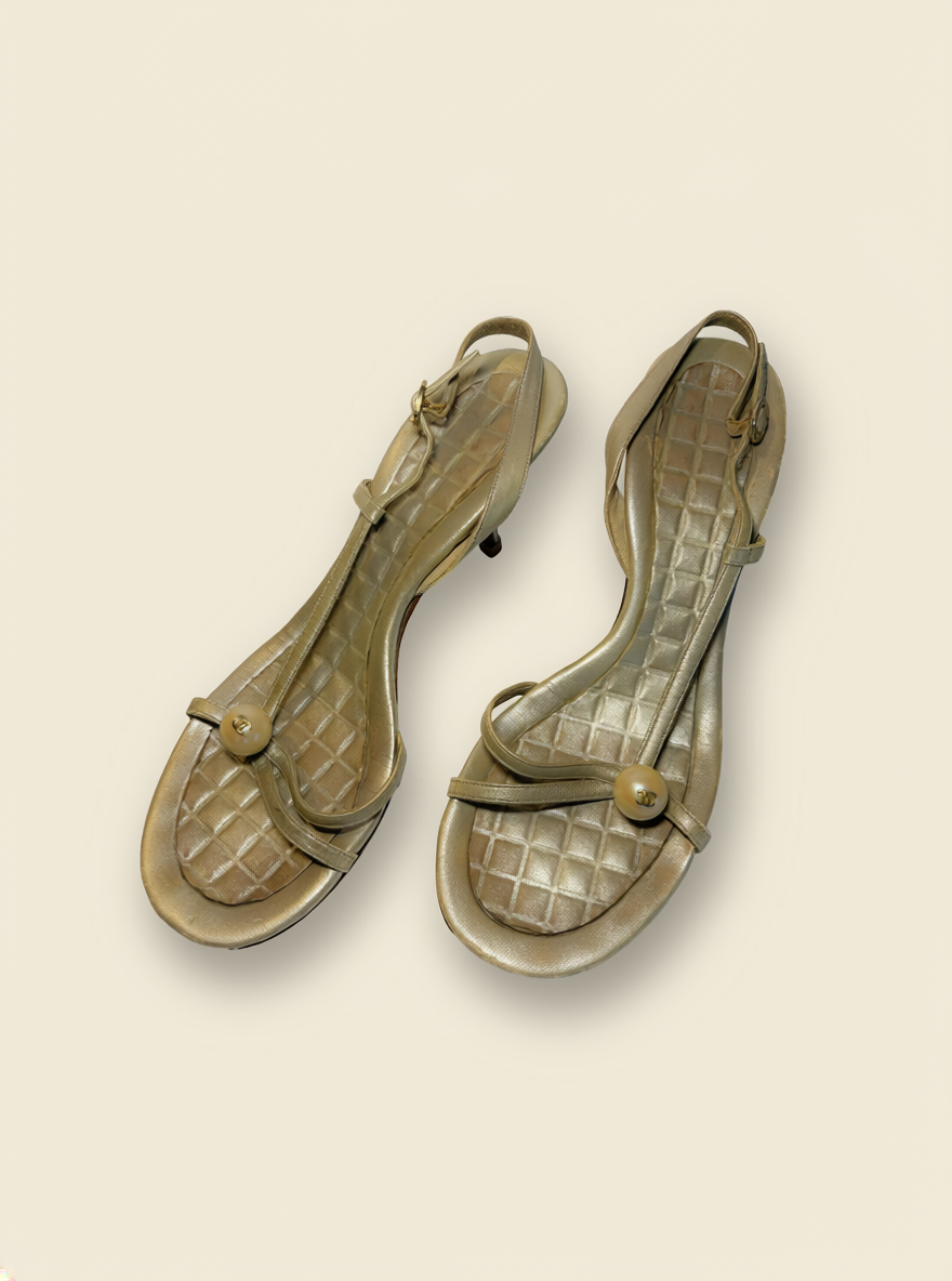 Vintage Chanel Sling backs with Pearl detailing